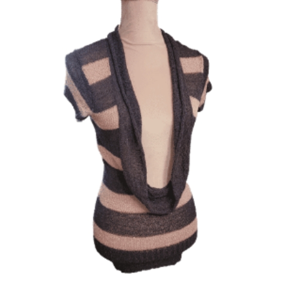 Bebe Grey and Pink Sweater - Picture 2 of 6